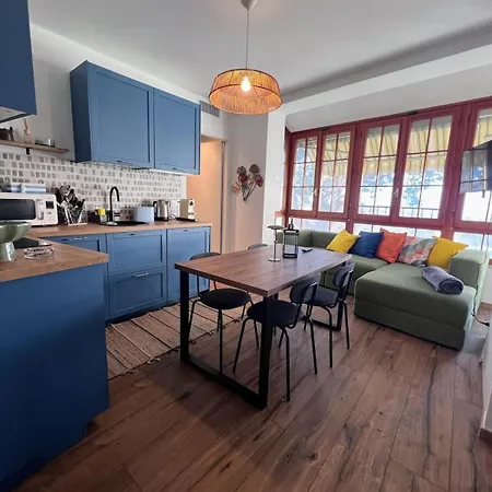 Casa Robleto *